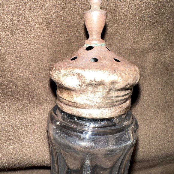 Vintage Salt Pepper Shaker Set FLAW DENTED CAP - Picture 3 of 14